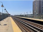 Beach 98th St-Playland Station